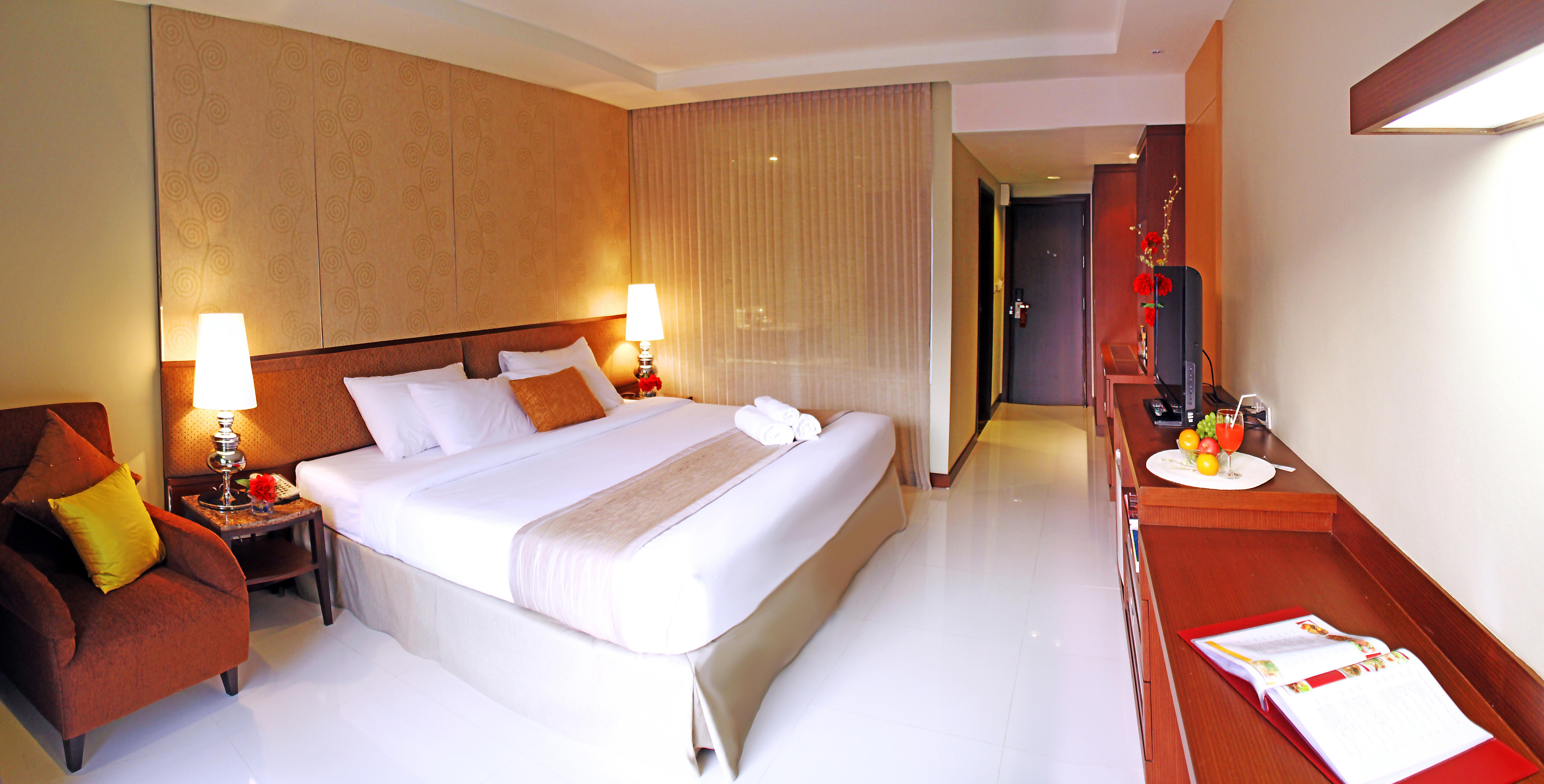 Intimate Hotel Pattaya - Sha Extra Plus Exterior photo